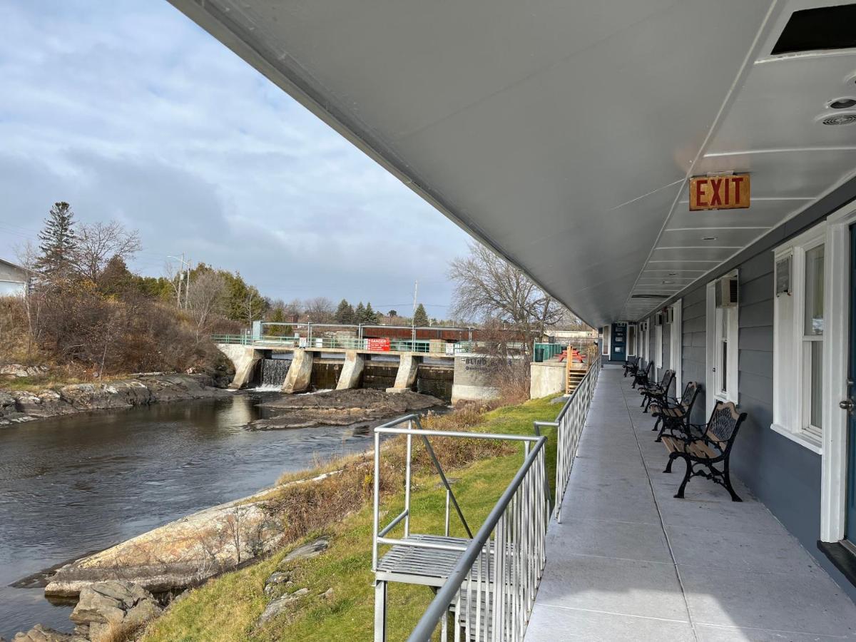 Blind River Old Mill Motel المظهر الخارجي الصورة